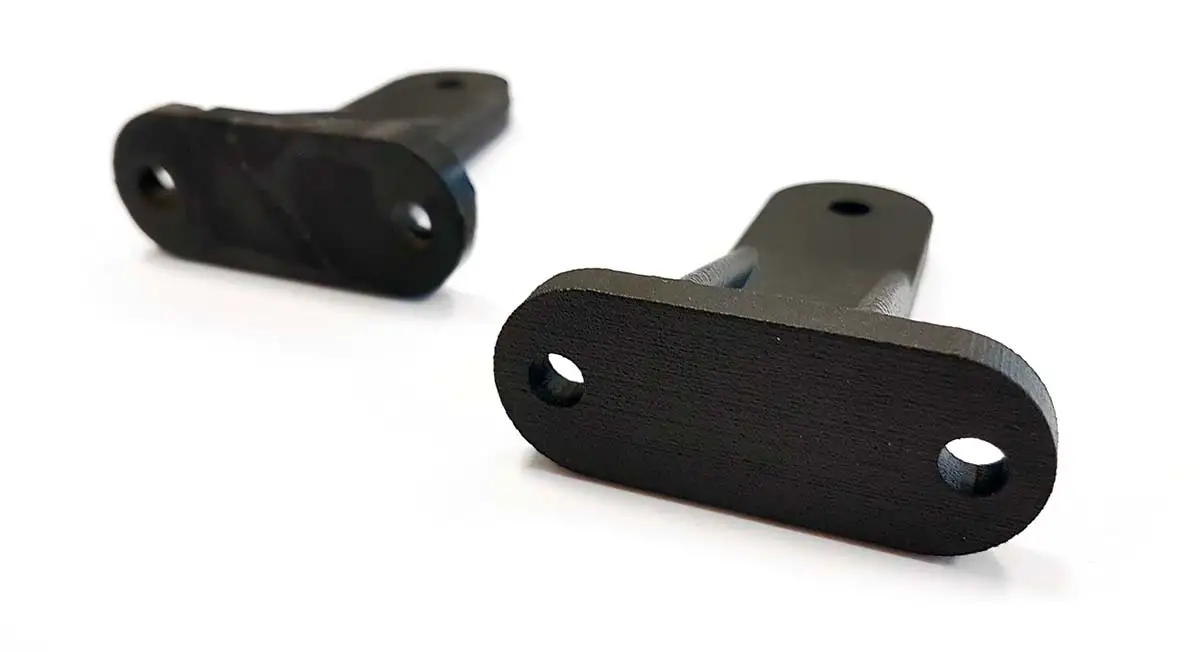 Rebuilding a T-shaped attachment bracket with reverse engineering, PBF 3D printing and Carbon fiber reinforced composite material